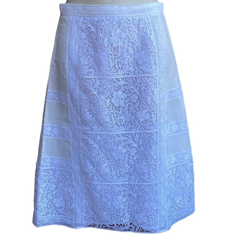 Burberry Lace Lined Skirt size 2 - Picture 10 of 10